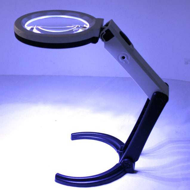 2.5X-8X Foldable LED Lighted Magnifying Lamp Reading Magnifier with USB Charger - Anyvolume.com
