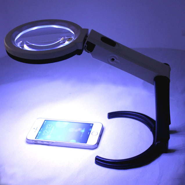 2.5X-8X Foldable LED Lighted Magnifying Lamp Reading Magnifier with USB Charger - Anyvolume.com